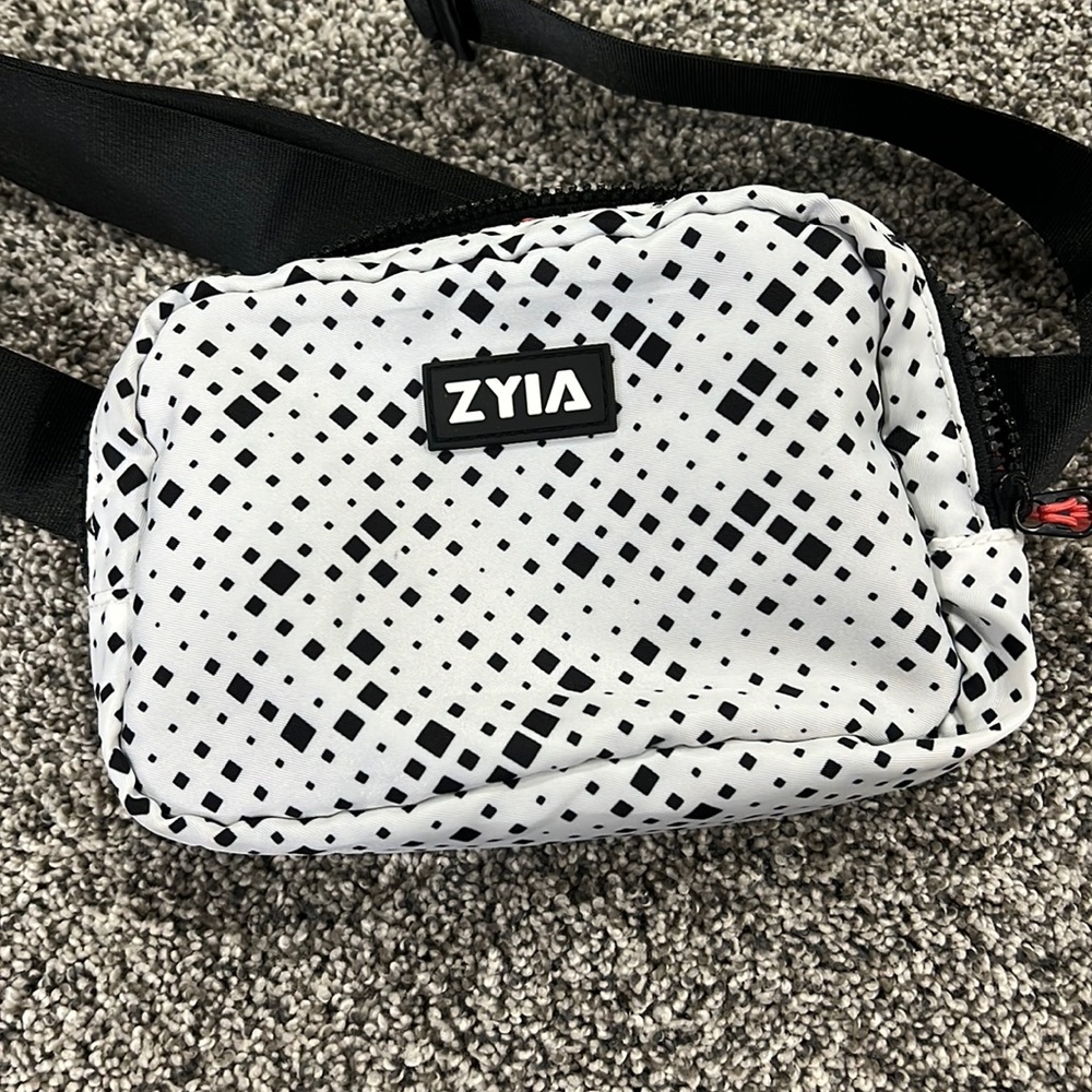 ZYIA crossbody